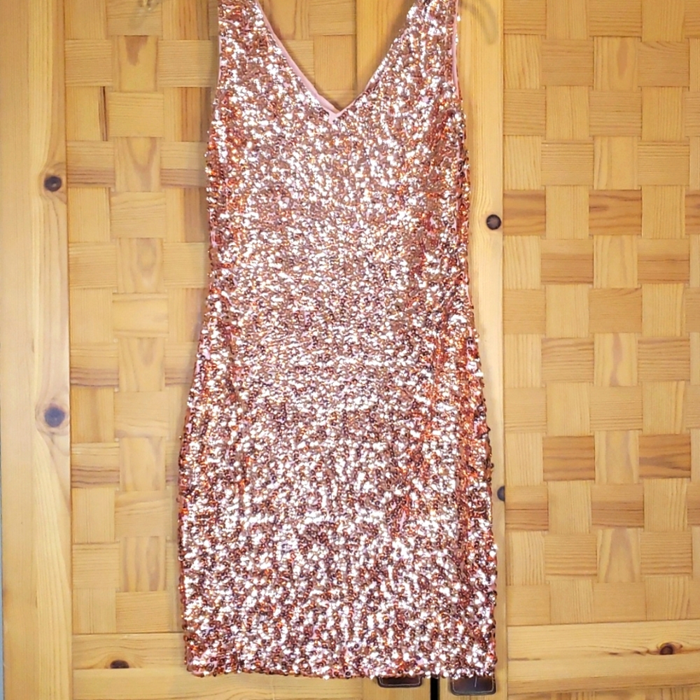 Dazzling sparkling dress ⚡